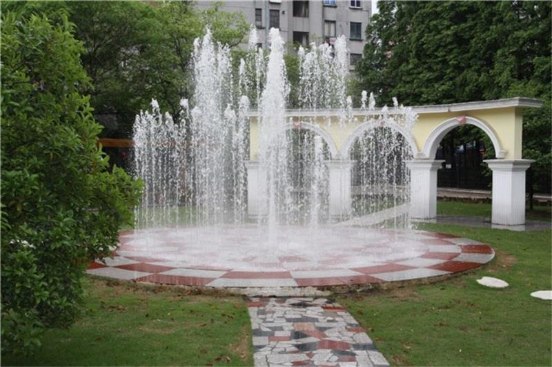 https://thsyyey.wxlxjy.com/contents/sitefiles2037/10188072/images/15022628.jpeg